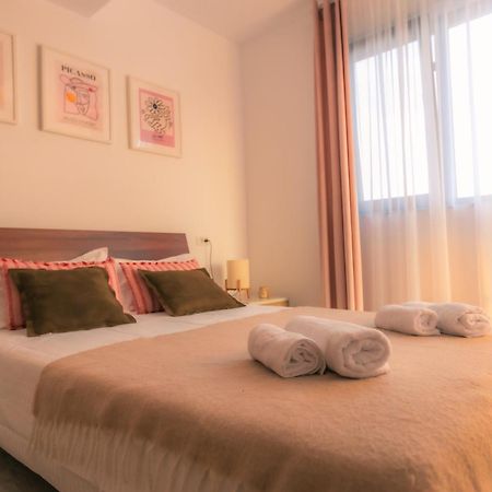 Sunset Apartment - Central Apt With Rooftop Garden Bucarest Exterior foto